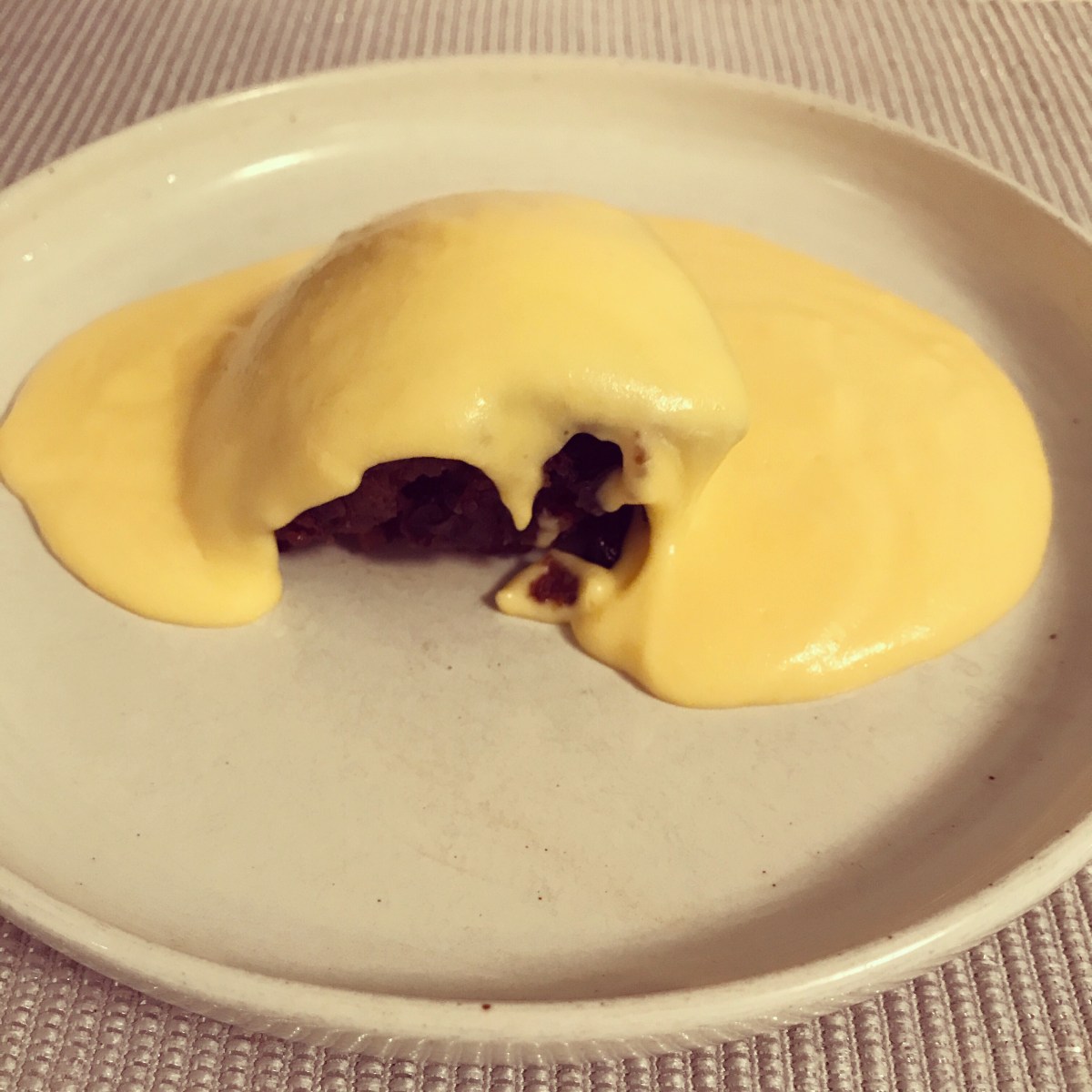 Thick vanilla custard